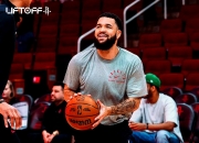 国王惊艳全场，关键时刻神级表现助攻爆棚，火箭逆转取胜！